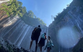 Ijen Bromo Tumpak Sewu ツアー：火山、日の出、滝